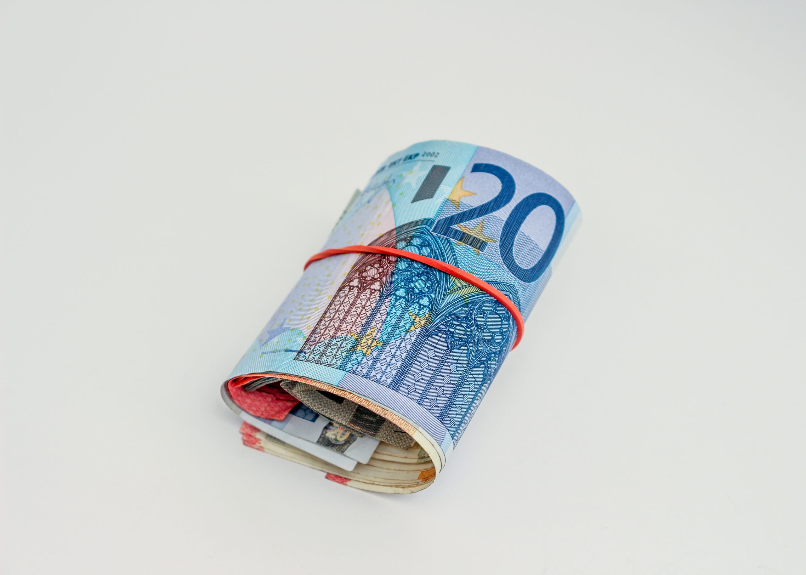 Money habits of people who never go broke